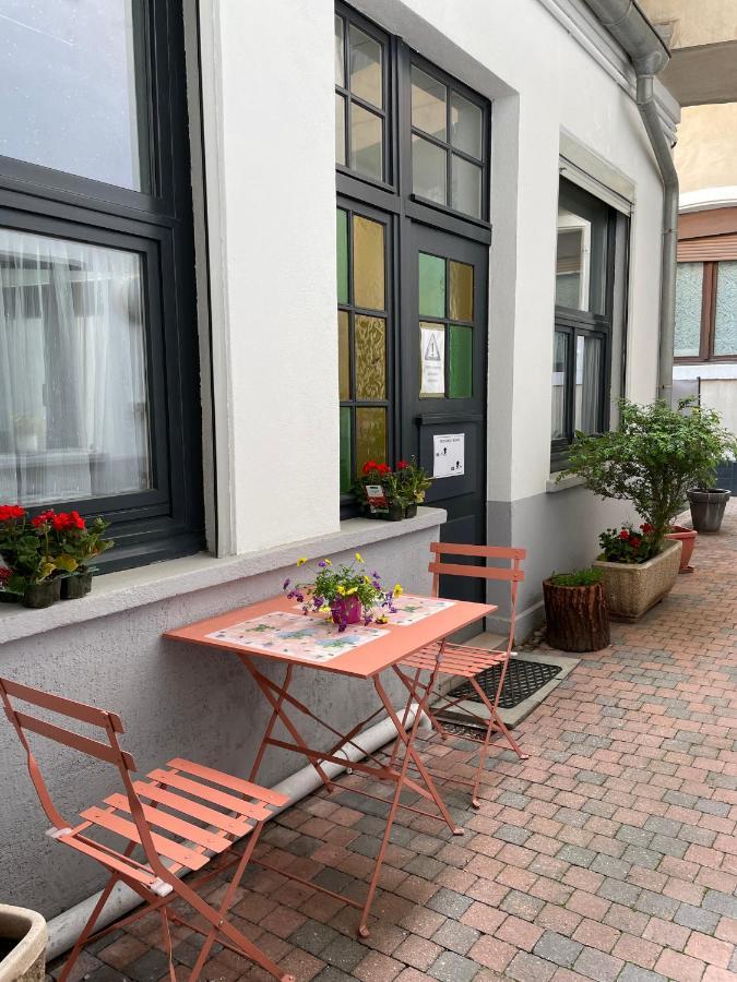Hotel De L'Ill Страсбург Екстериор снимка